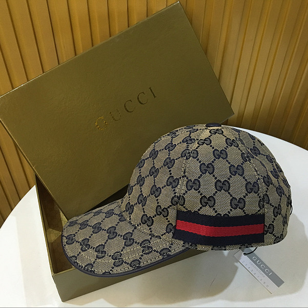 Gucci GG Canvas Baseball Hat - DesignerGu