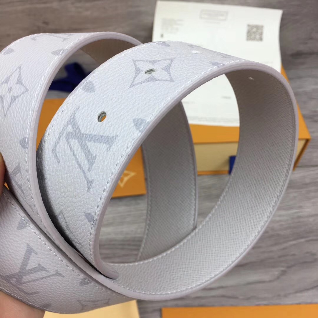 Louis Vuitton Initiales Reversible Belt  In White - DesignerGu