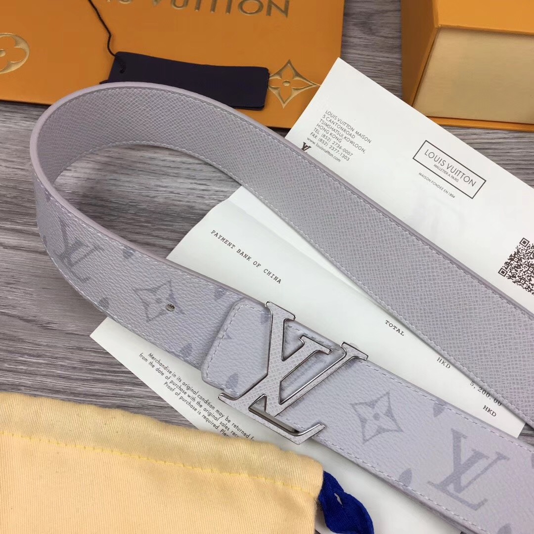 Louis Vuitton Initiales Reversible Belt  In White - DesignerGu