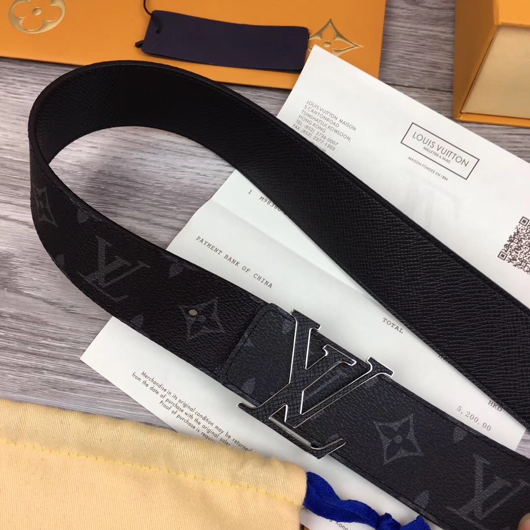 Louis Vuitton Initiales Reversible Belt In Black - DesignerGu