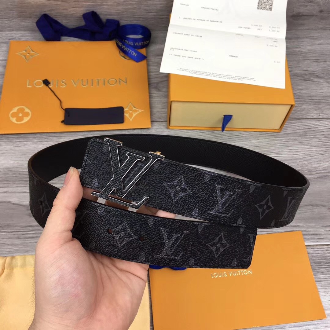 Louis Vuitton Initiales Reversible Belt In Black - DesignerGu