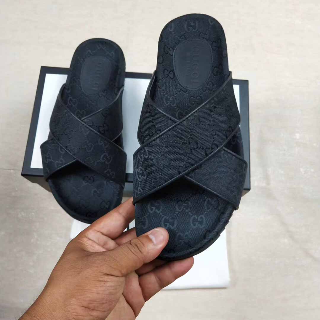 Gucci Men's GG Slide Sandal - DesignerGu