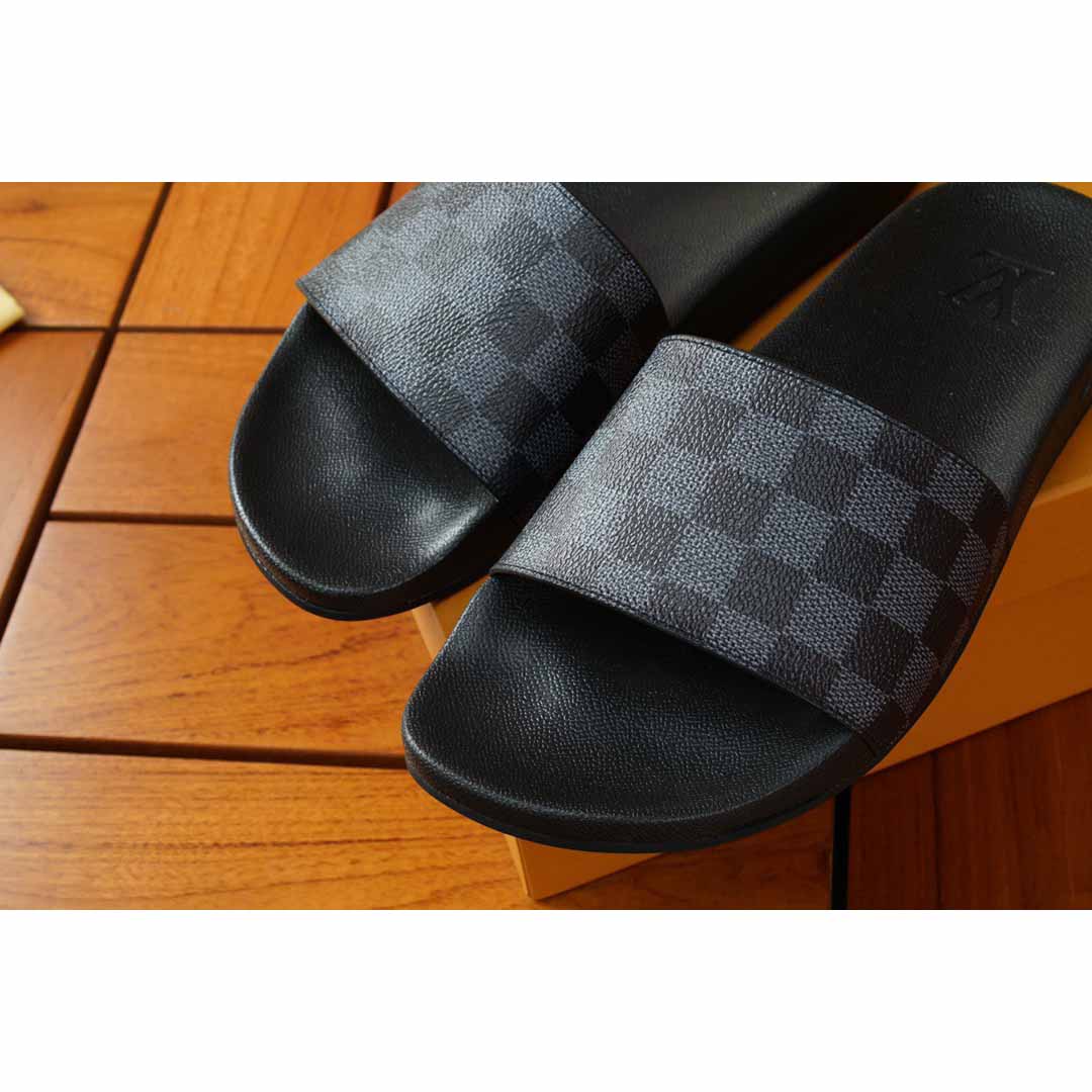 Louis Vuitton Black Damier Sandals - DesignerGu