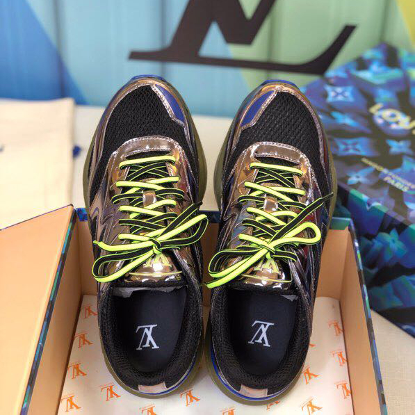 Louis Vuitton Trail Sneaker - DesignerGu