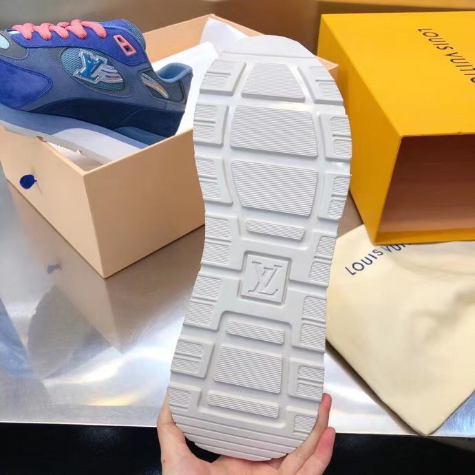 Louis Vuitton Trainer Sneaker - DesignerGu