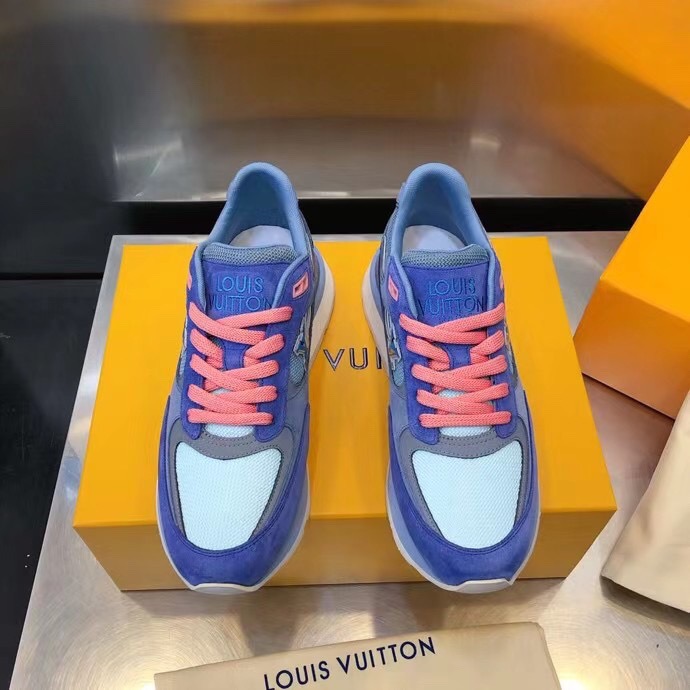 Louis Vuitton Trainer Sneaker - DesignerGu