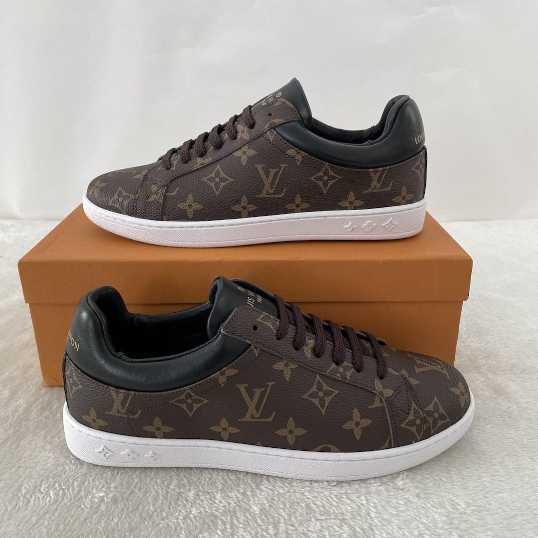 Louis Vuitton Monogram Men's Low-Top Sneakers - DesignerGu