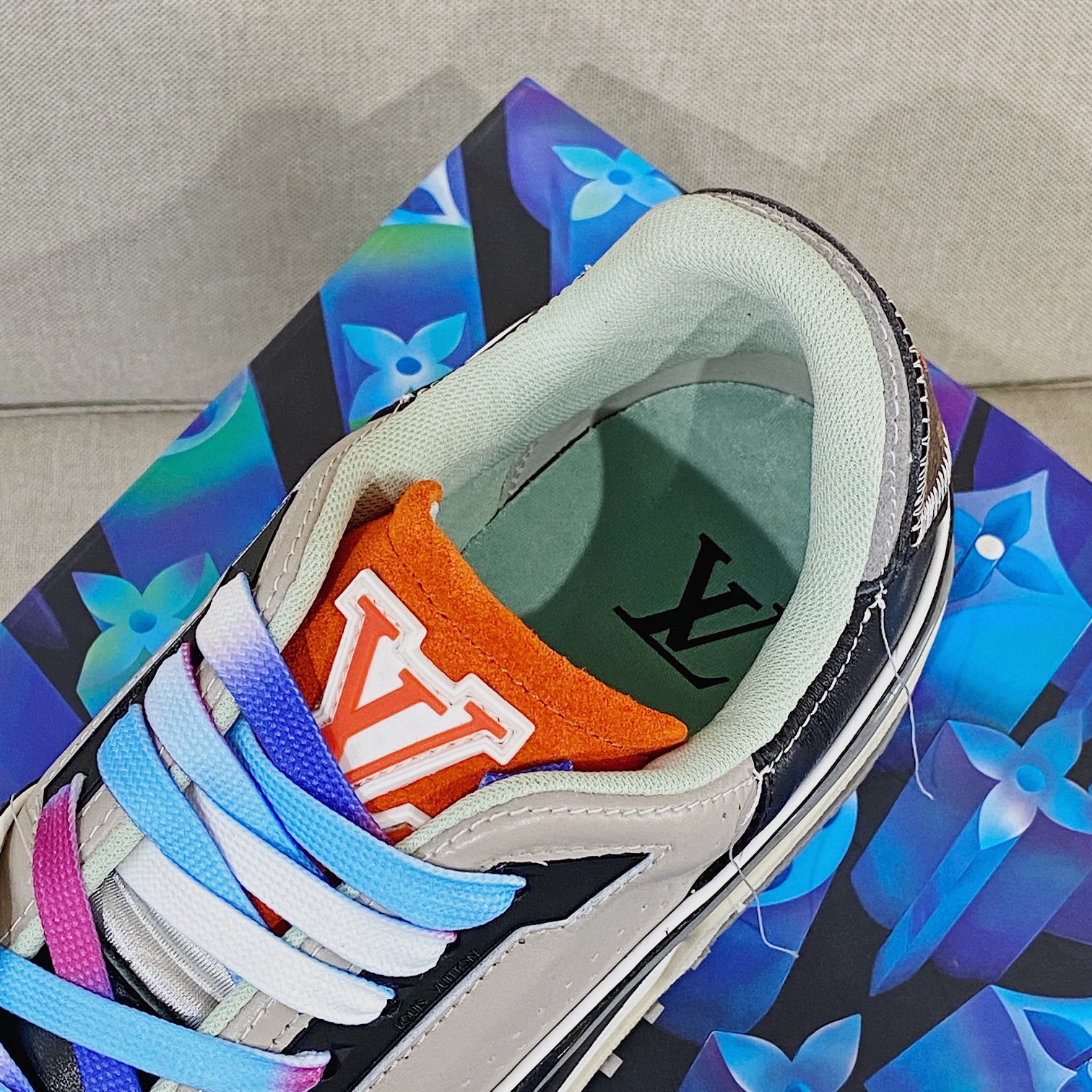 Louis Vuitton Trainer Sneaker - DesignerGu