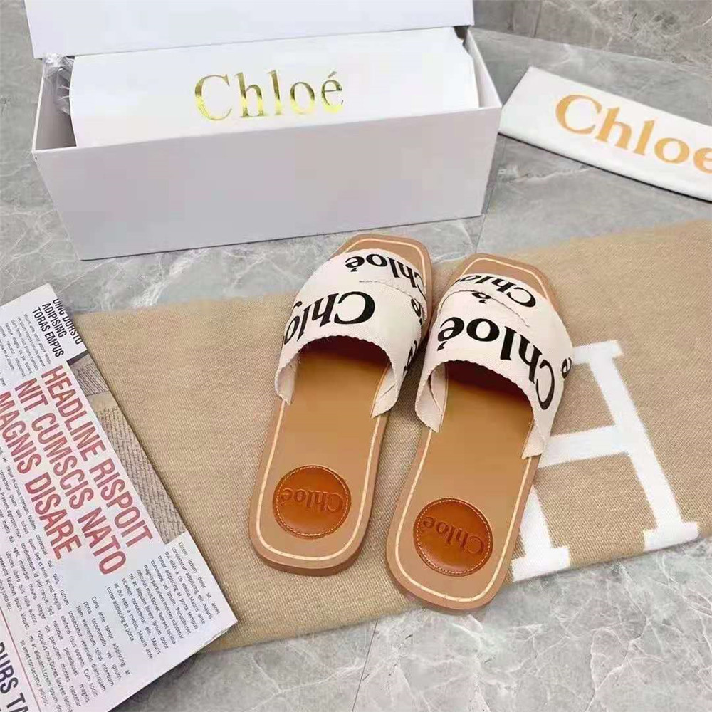 Chloe Logo Printed Sandals - DesignerGu