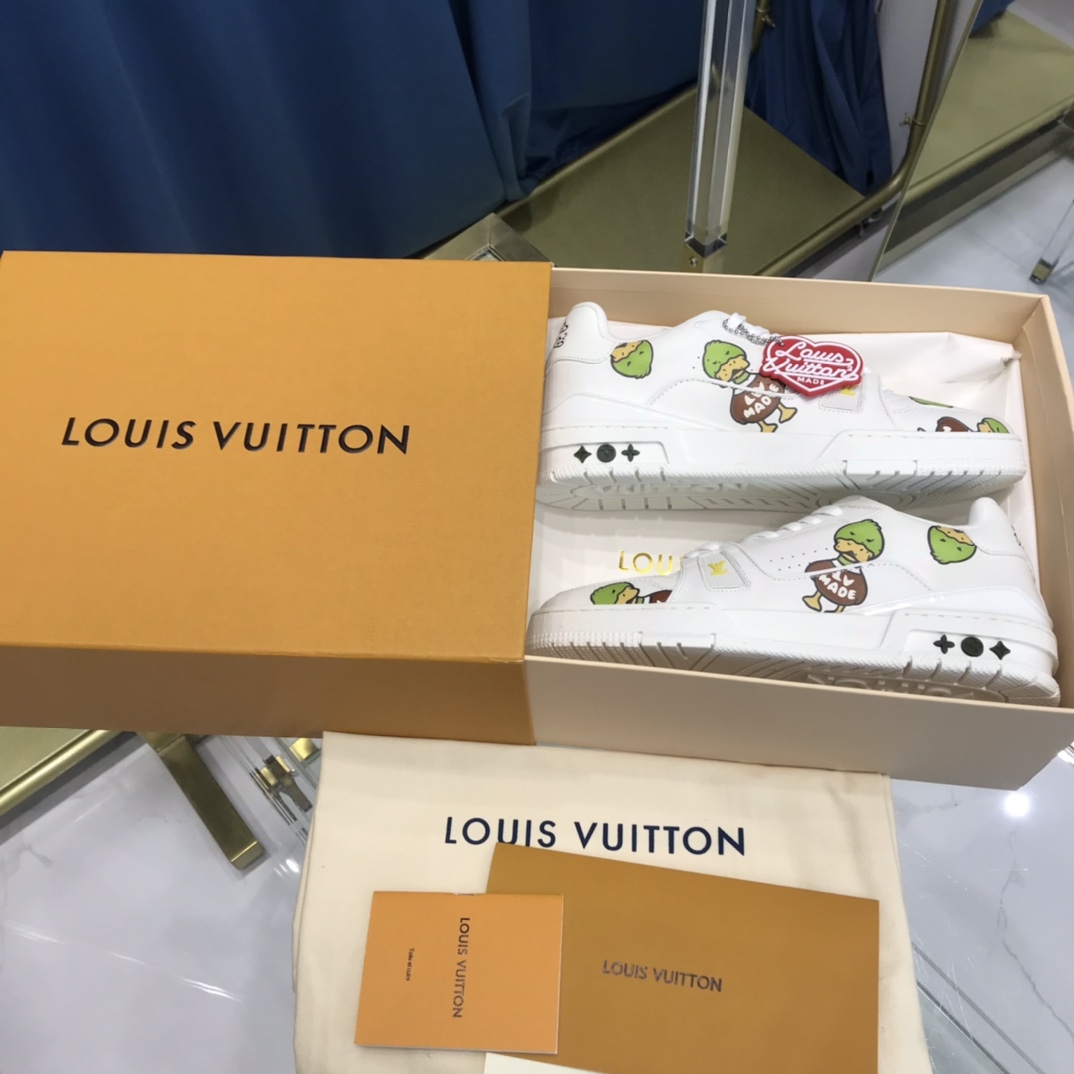 Louis Vuitton Trainer Sneaker X Nigo Duck - DesignerGu