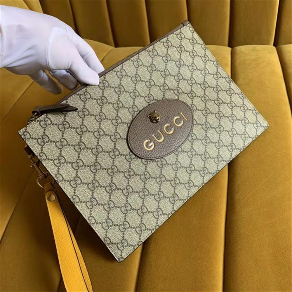 Gucci  GG Clutch Bag (30.5-21-1.5cm) - DesignerGu