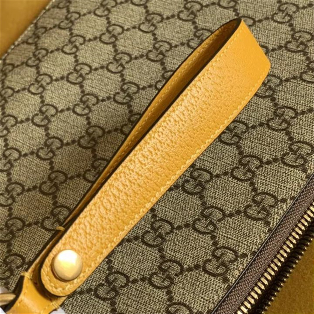 Gucci  GG Clutch Bag (30.5-21-1.5cm) - DesignerGu