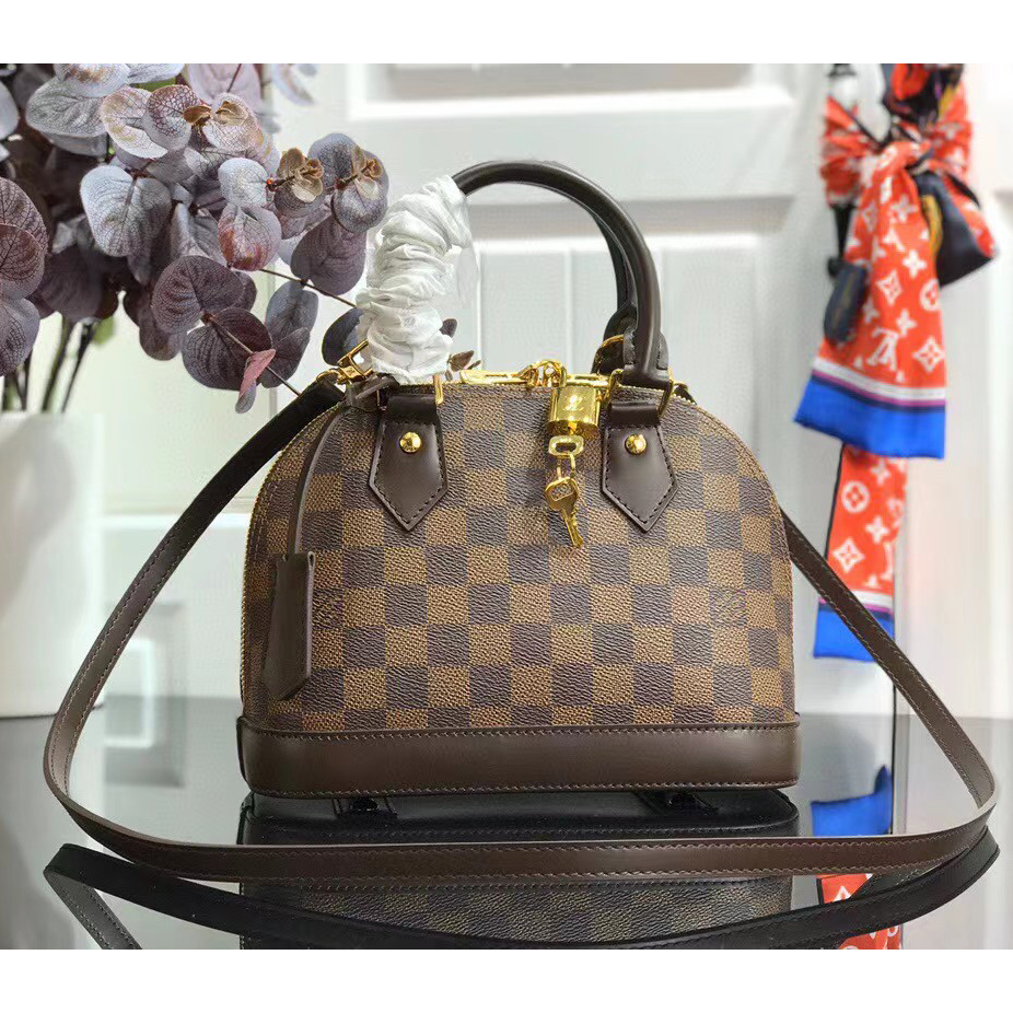 Louis Vuitton  Brown Shoulder Bag （23.5-17.5-11.5CM） - DesignerGu