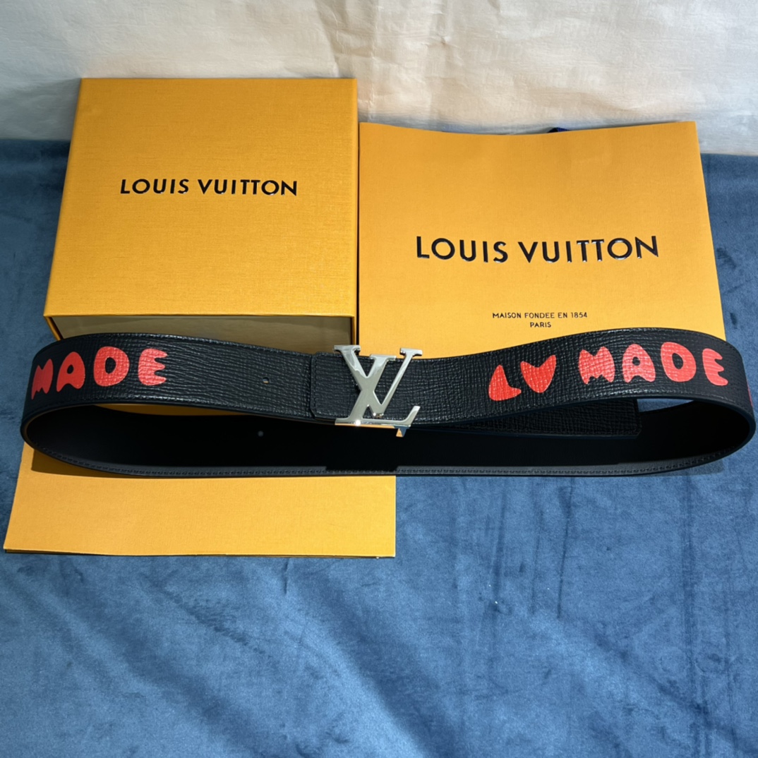 Louis Vuitton Gradient Shape 40MM Reversible Belt - DesignerGu