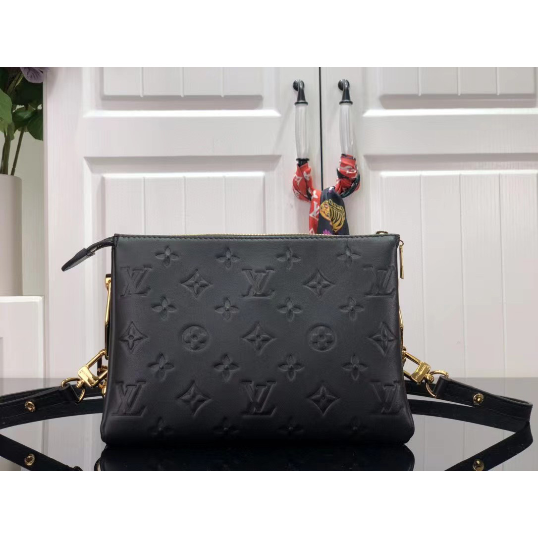 Louis Vuitton  Handbag （20 x 16 x 12cm） - DesignerGu