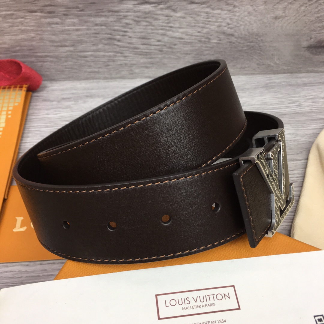 Louis Vuitton Shape 40MM Reversible Belt - DesignerGu