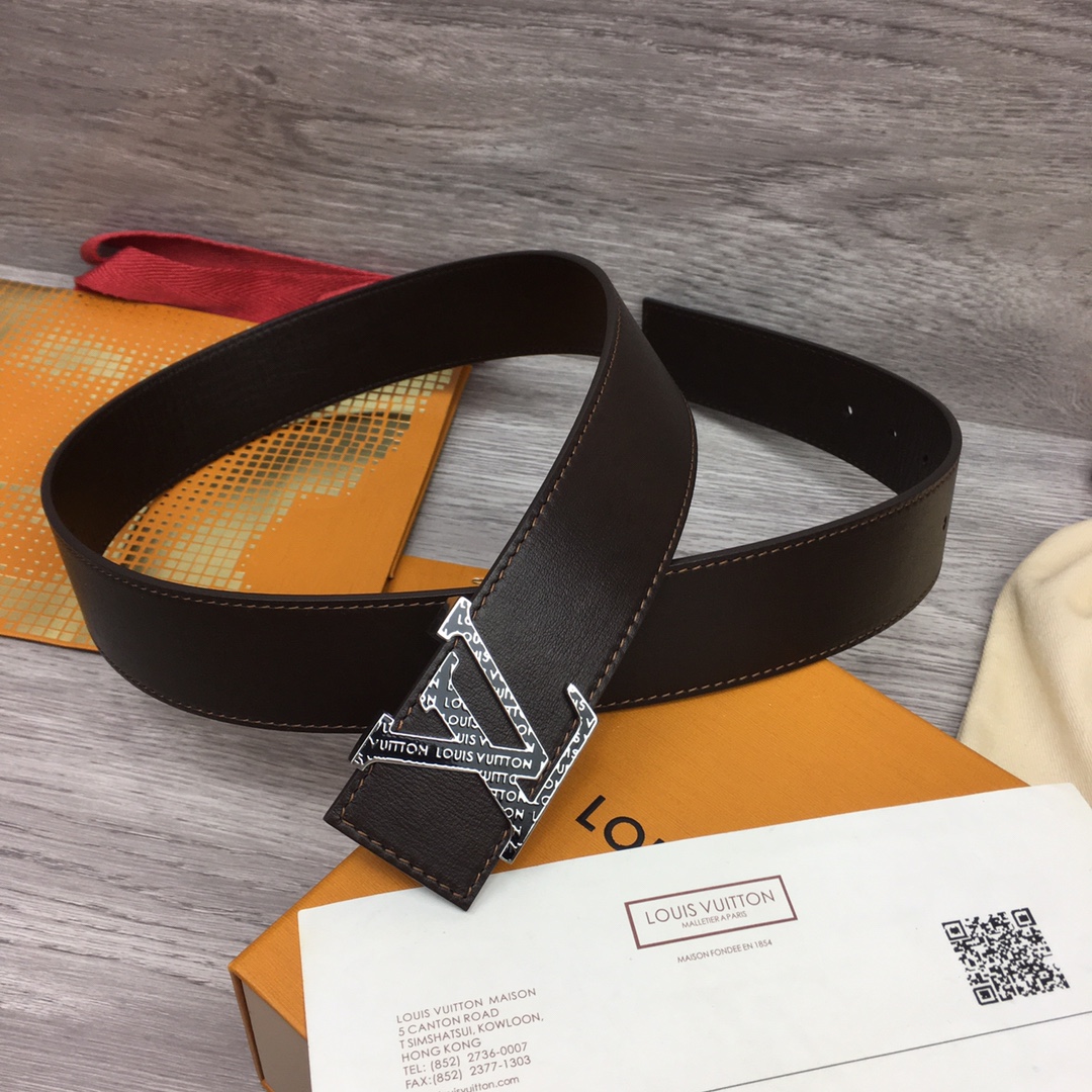 Louis Vuitton Shape 40MM Reversible Belt - DesignerGu