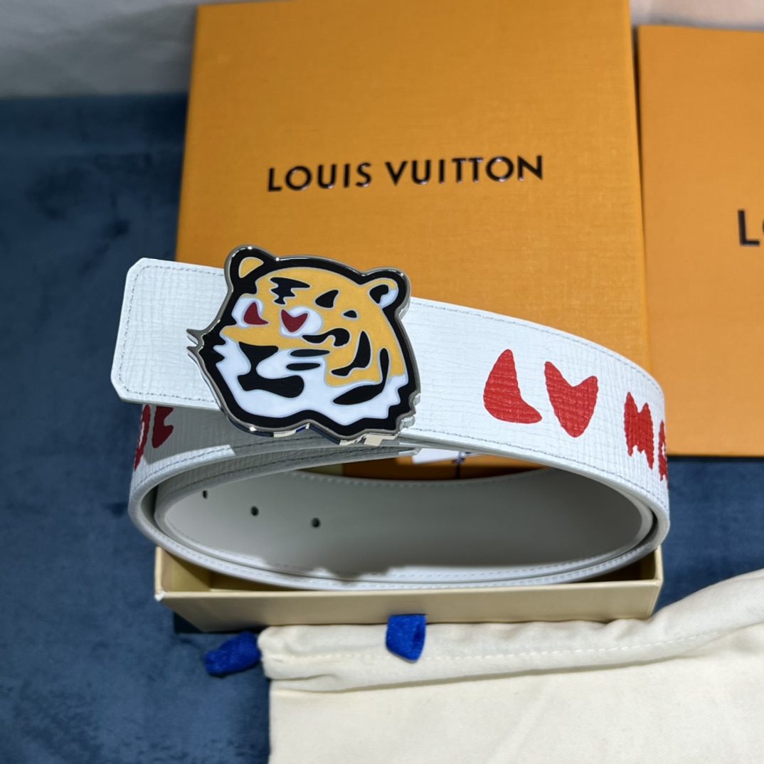 Louis Vuitton Gradient Shape 40MM Reversible Belt - DesignerGu