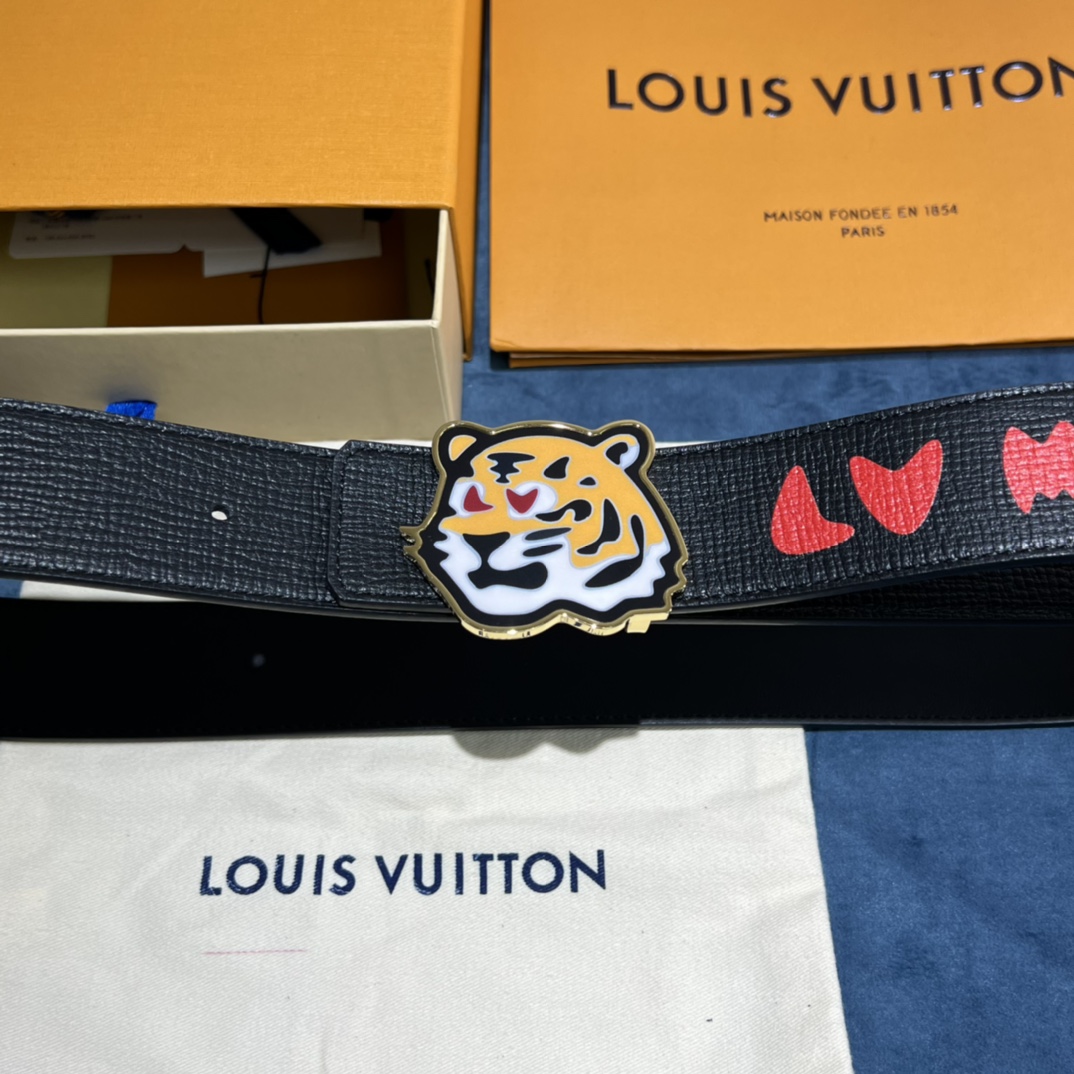 Louis Vuitton Gradient Shape 40MM Reversible Belt - DesignerGu