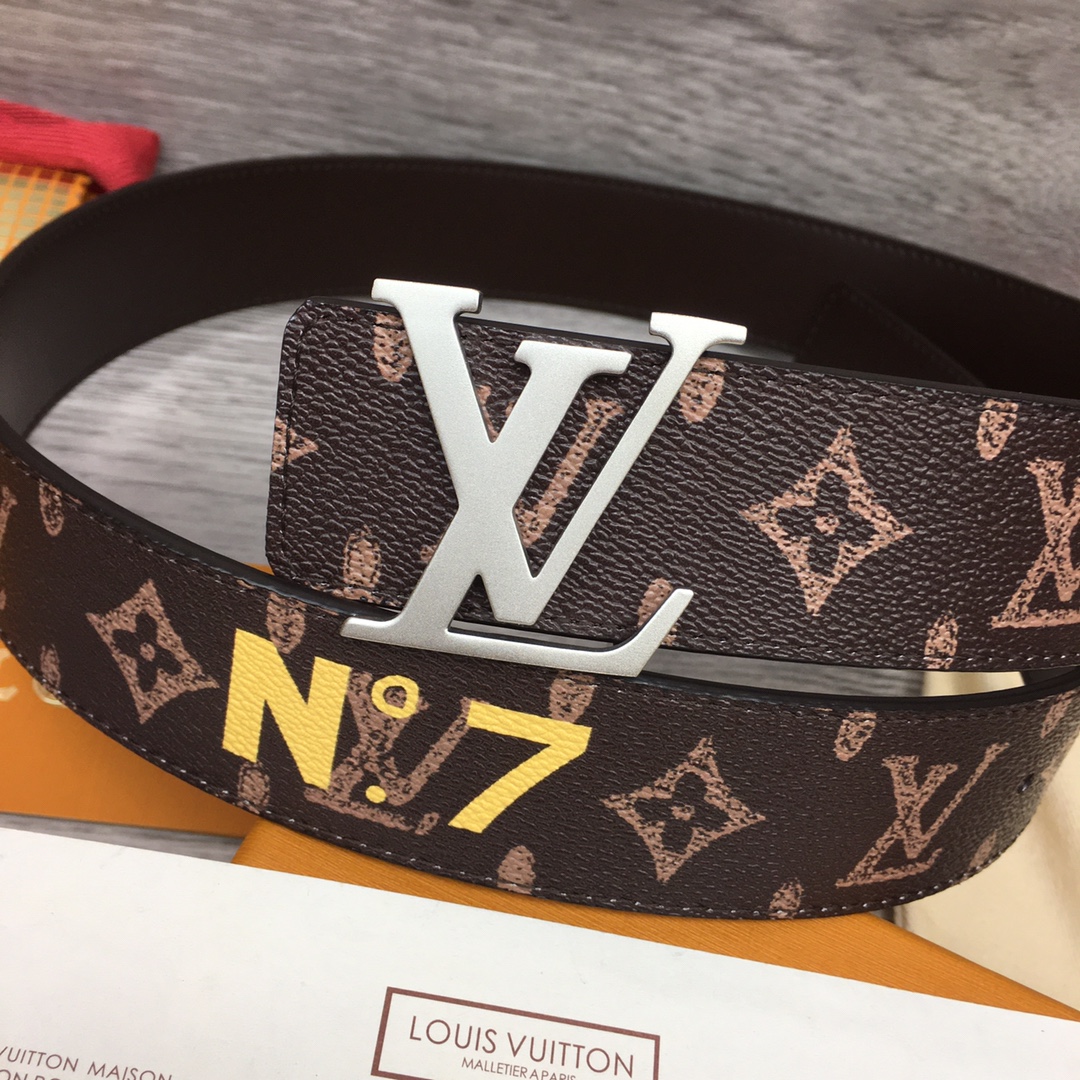 Louis Vuitton Shape 40MM Reversible Belt - DesignerGu