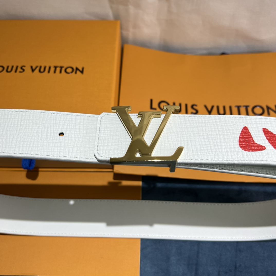 Louis Vuitton Gradient Shape 40MM Reversible Belt - DesignerGu