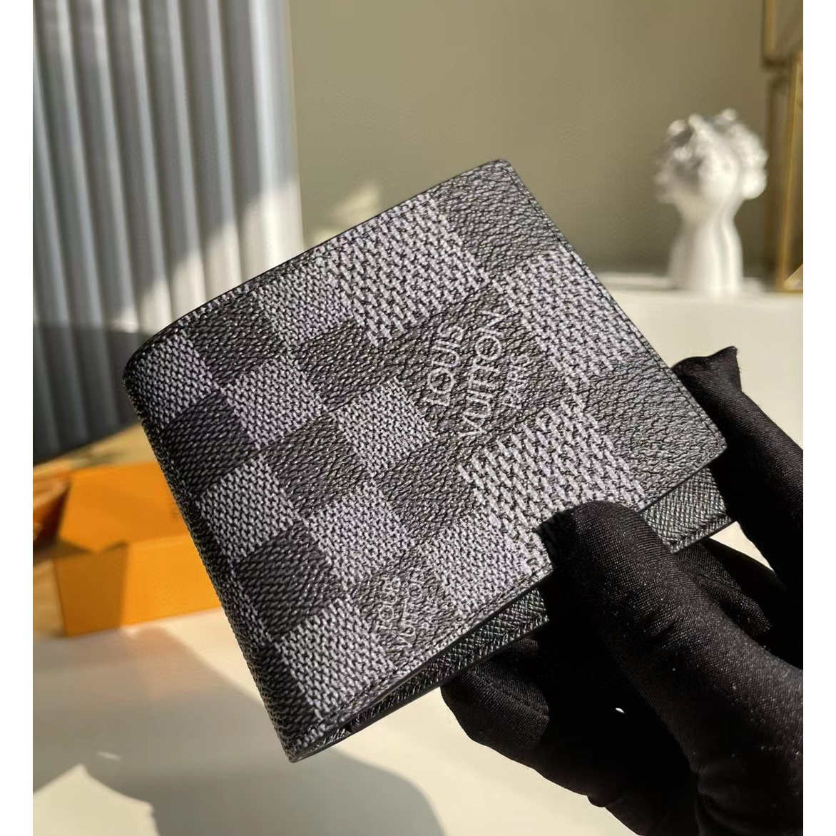 Louis Vuitton  Multiple Wallet(1.5-9-1.5cm) - DesignerGu