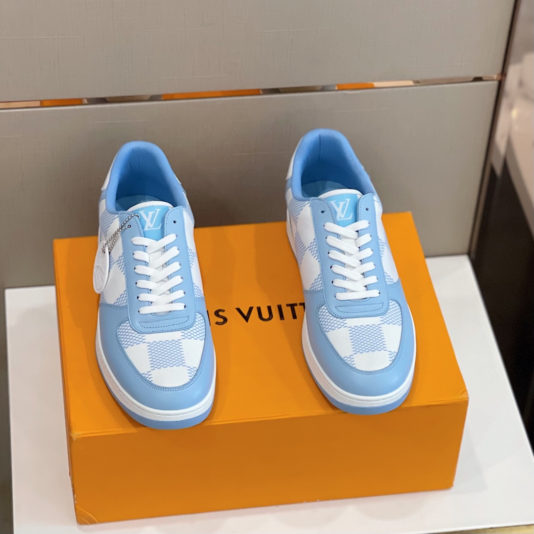 Louis Vuitton Men's Rivoli Sneaker - DesignerGu