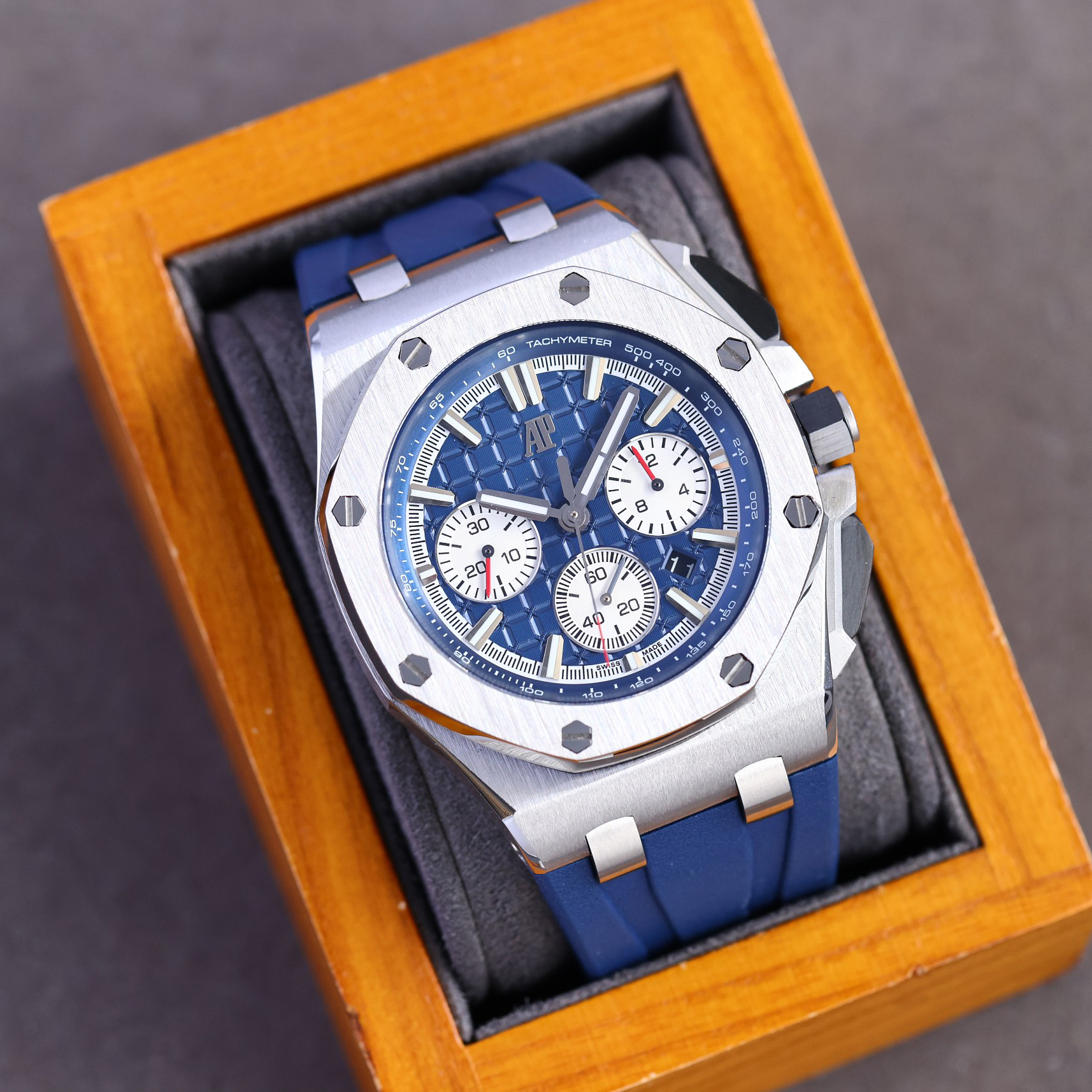 Audemars Piguet  Watch  44mm - DesignerGu