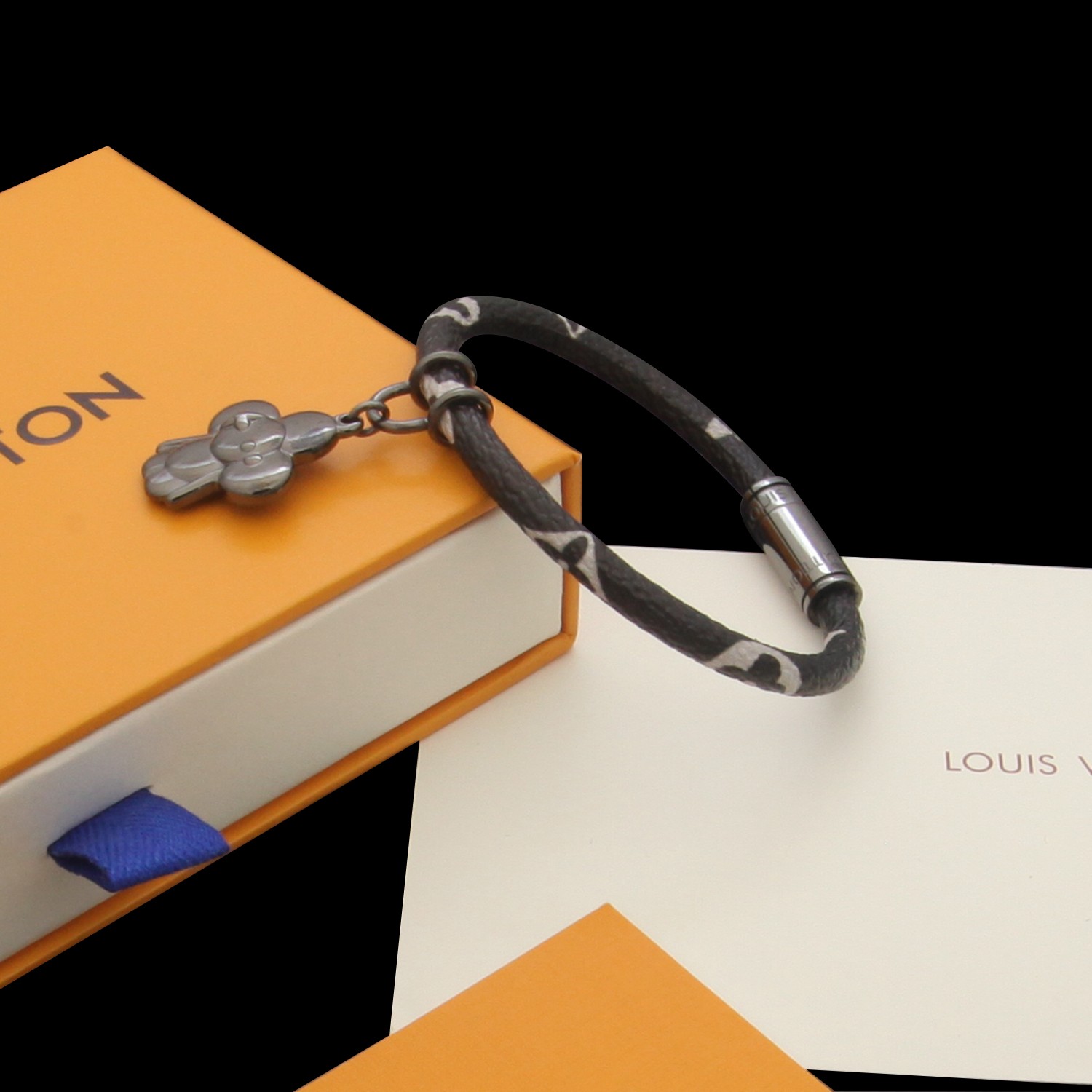 Louis Vuitton Hang It LV Fruits Bracelet - DesignerGu