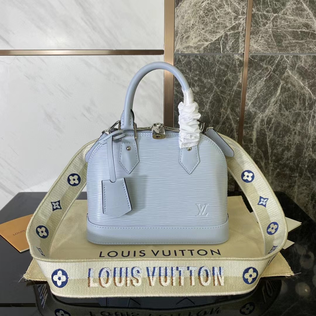 Louis Vuitton Montaigne BB Handbag (23.5-17.5-11.5cm) - DesignerGu