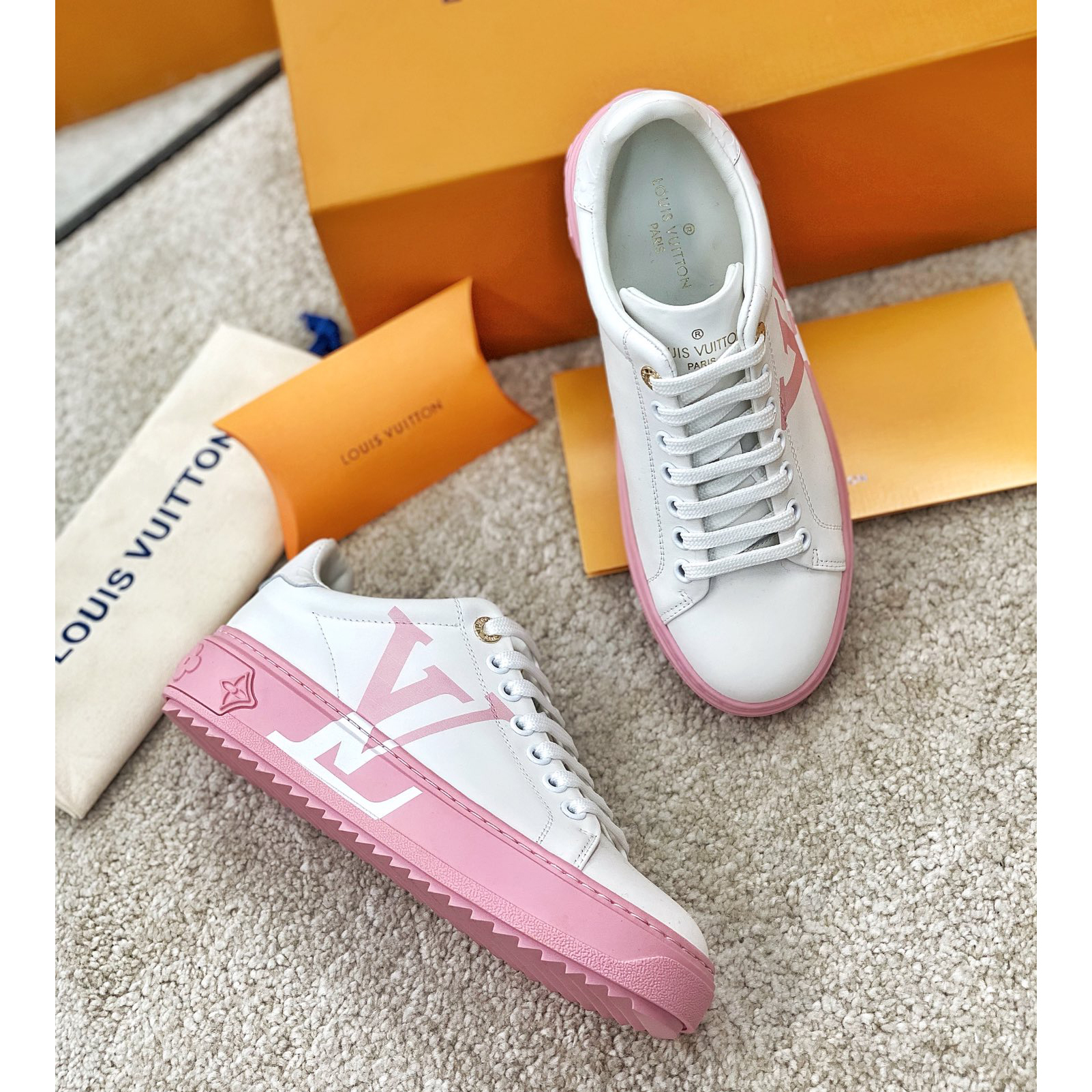 Louis Vuitton Charlie  Sneaker - DesignerGu