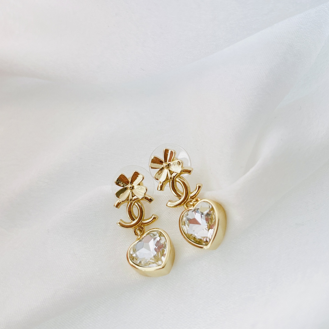 Dior Earrings  - DesignerGu