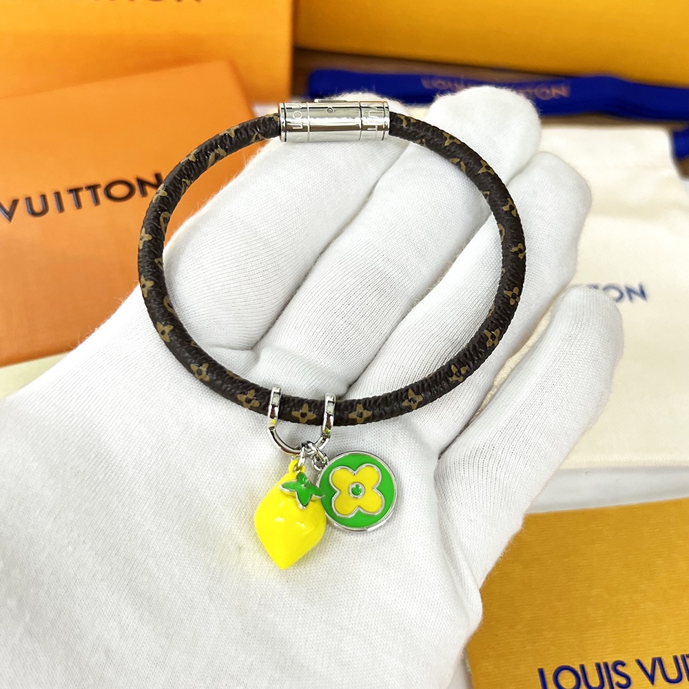 Louis Vuitton Hang It LV Fruits Bracelet - DesignerGu