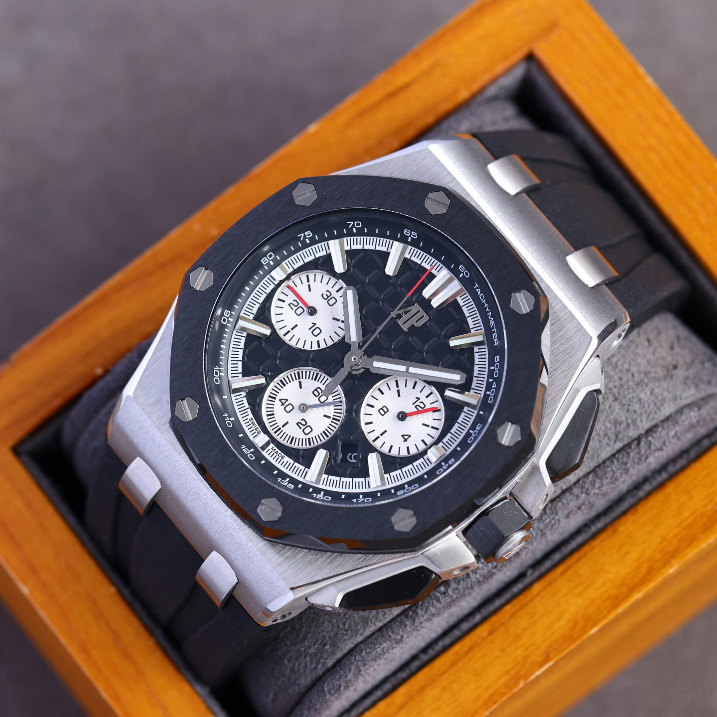 Audemars Piguet  Watch  44mm - DesignerGu