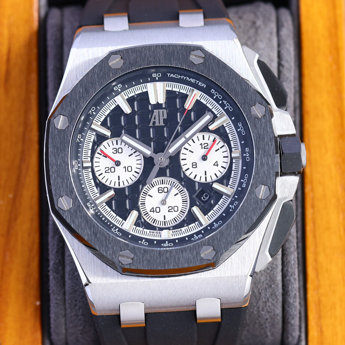 Audemars Piguet  Watch  44mm - DesignerGu