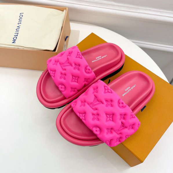 Louis Vuitton Pool Pillow Comfort Mules - DesignerGu