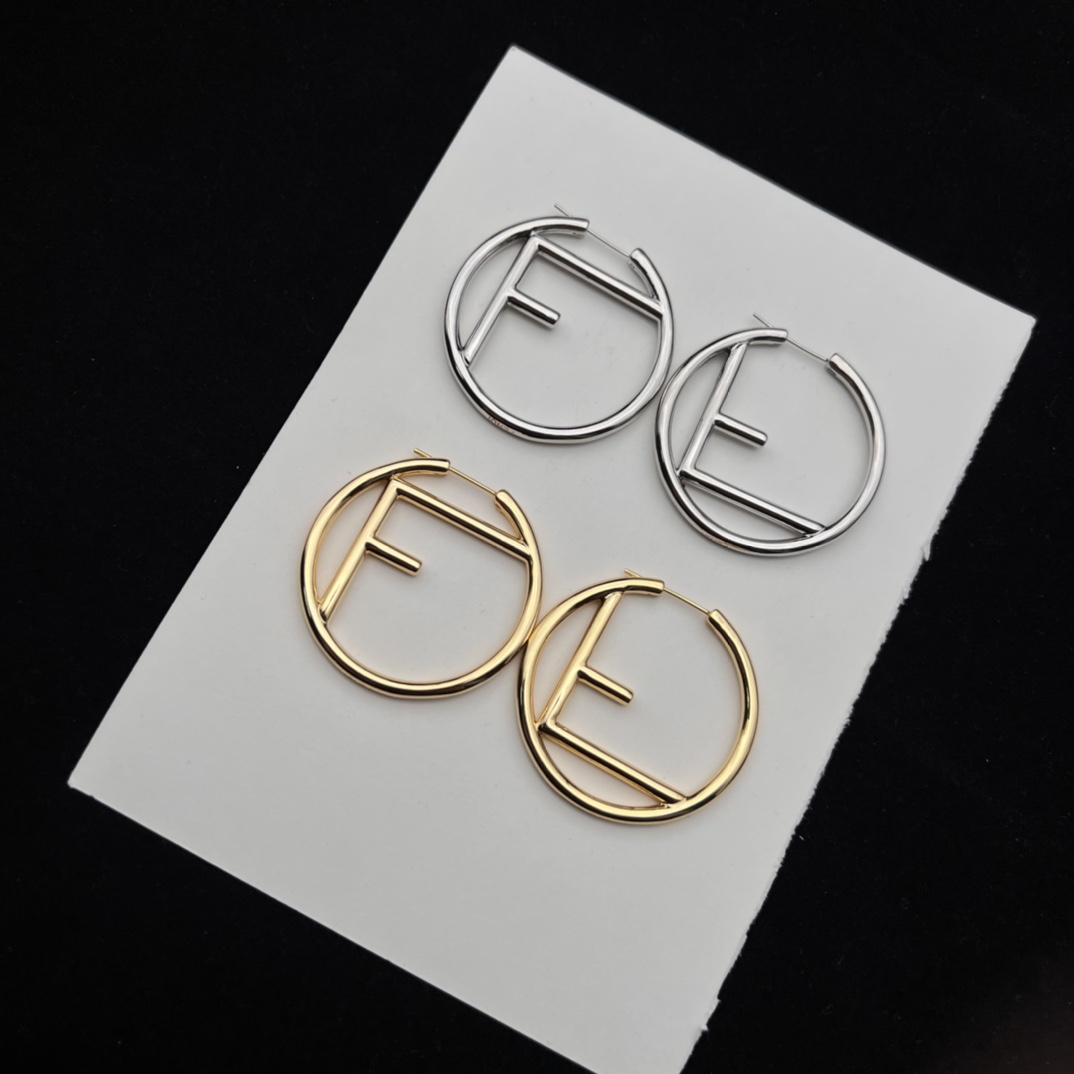 Fendi Earrings - DesignerGu