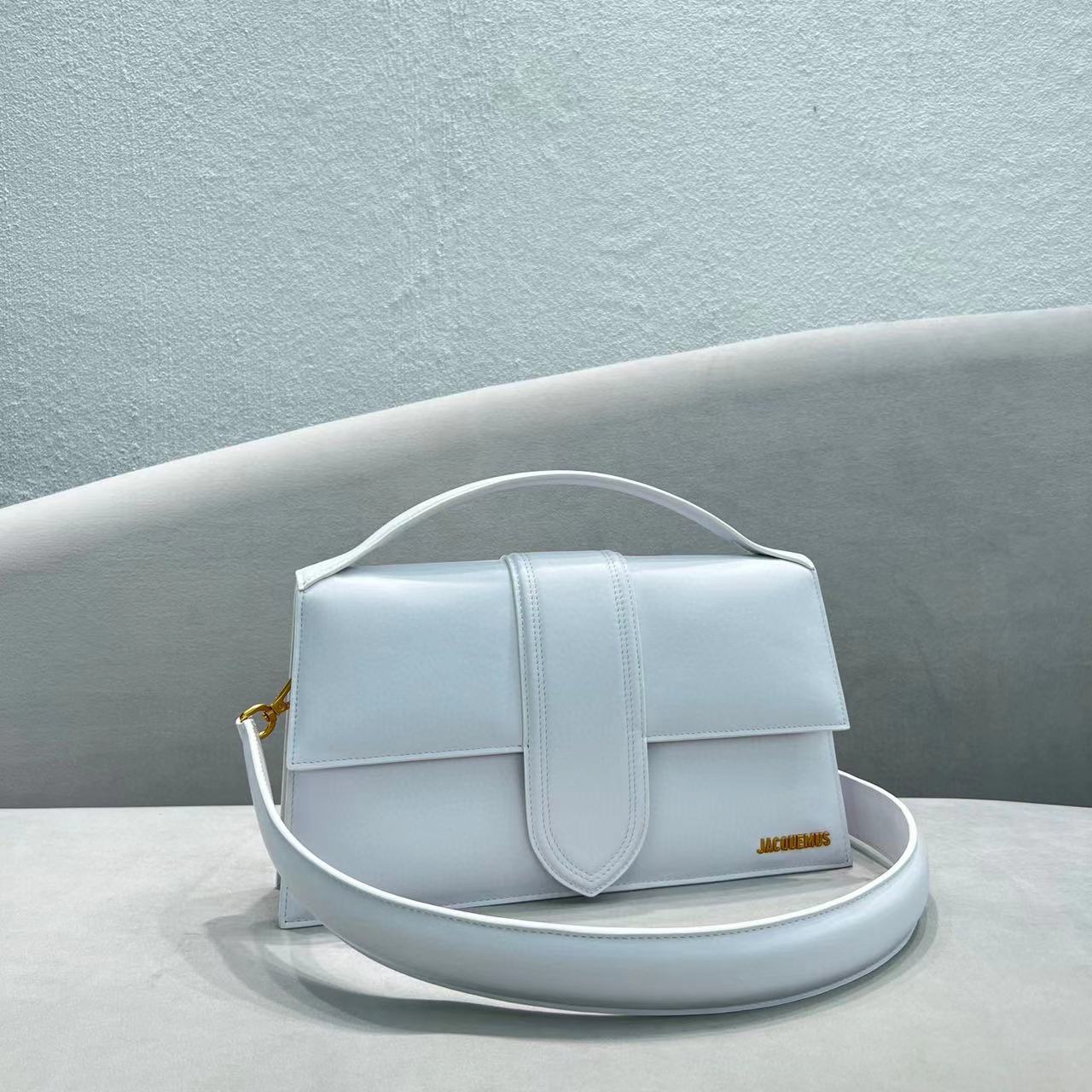 Jacquemus Leather  Handbag In White - DesignerGu