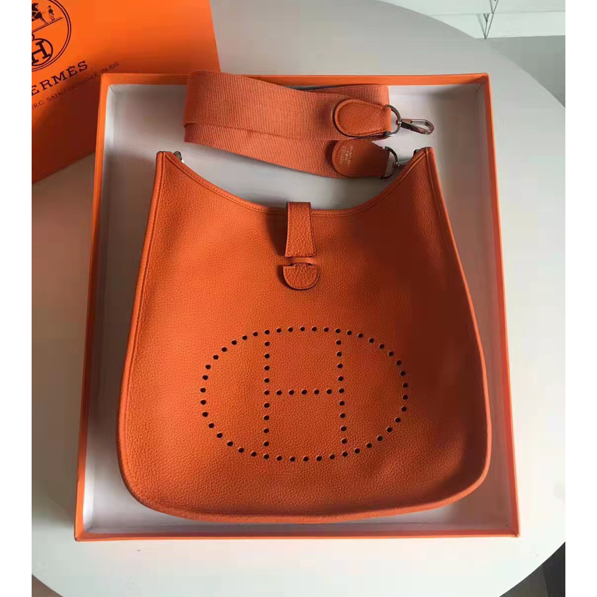 Hermes Shoulder Bag （28-30-9CM） - DesignerGu