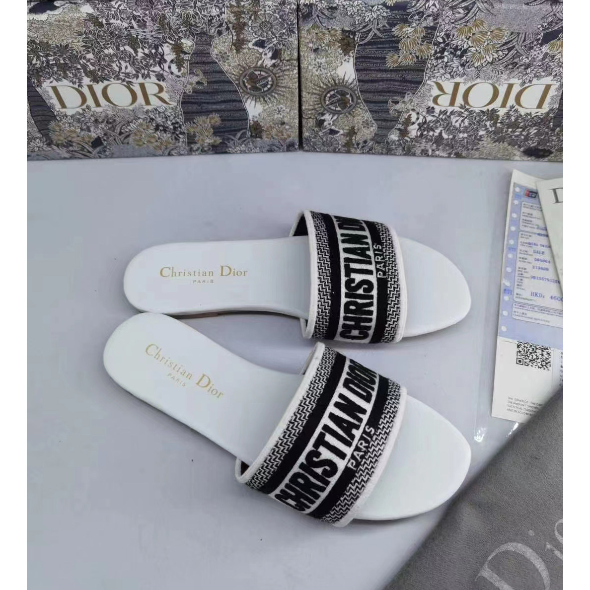 Dior Women Slides - DesignerGu