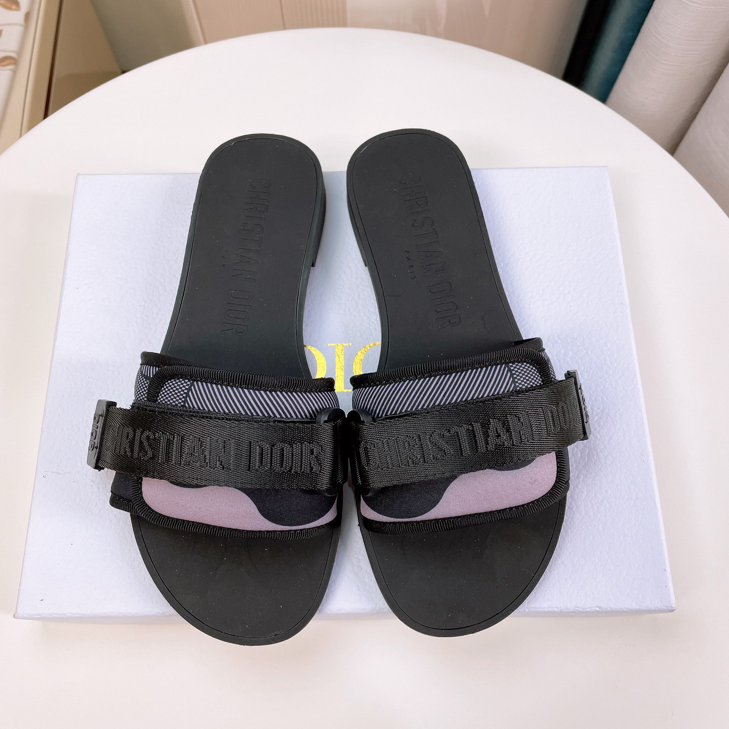 Dior Women Slides - DesignerGu