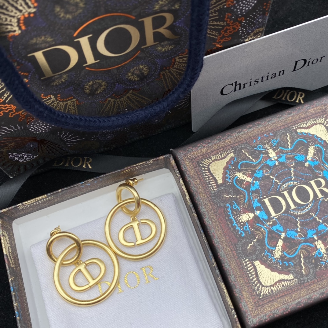 Dior 'CD'  Earrings - DesignerGu