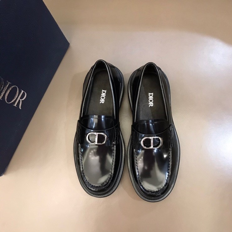 Dior  Explorer Loafer - DesignerGu