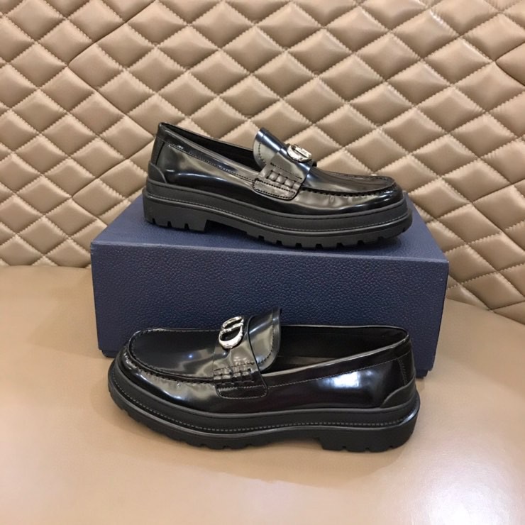 Dior  Explorer Loafer - DesignerGu