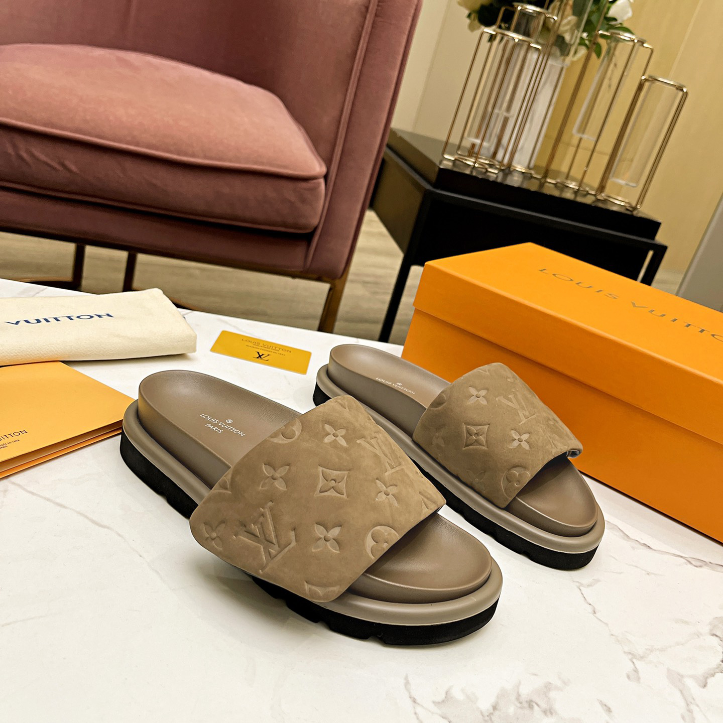 Louis Vuitton Pool Pillow Comfort Mules - DesignerGu