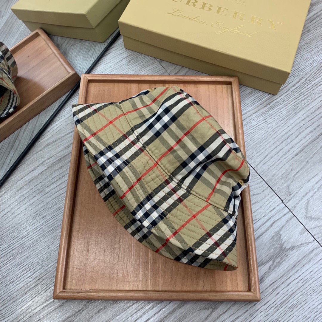 Burberry Vintage Check Cotton Bucket Hat - DesignerGu