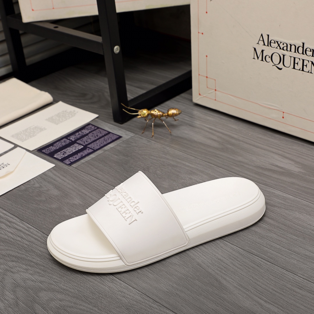 Alexander Mqueen Logo Slipper - DesignerGu