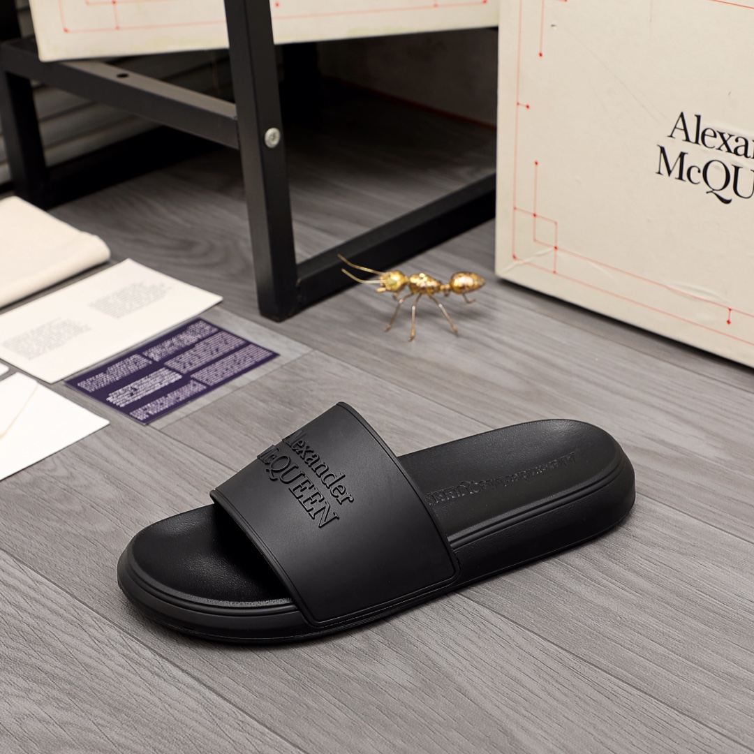 Alexander Mqueen Logo Slipper - DesignerGu