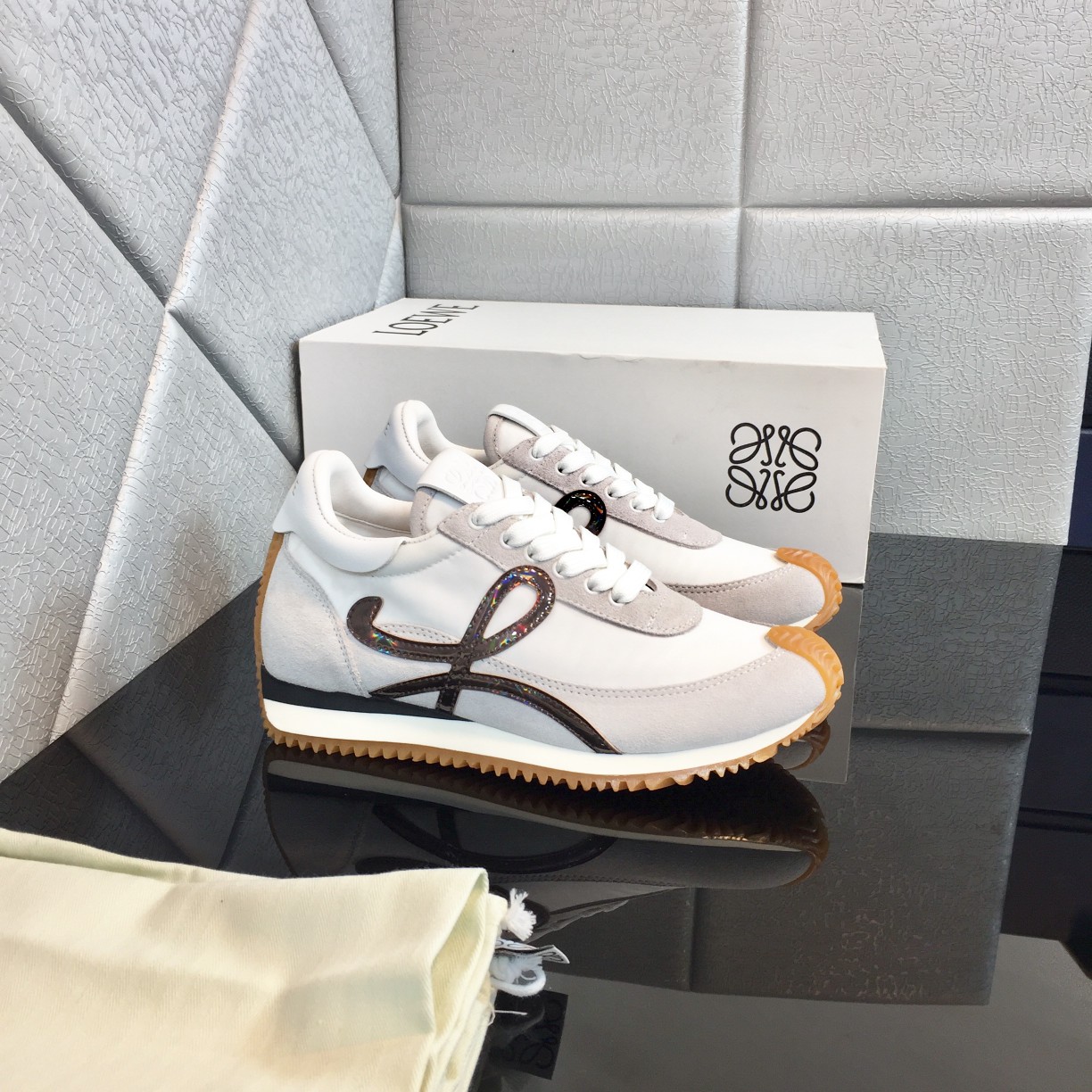 Loewe Flow Runner In Calfskin - DesignerGu