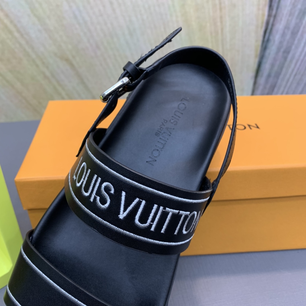 Louis Vuitton Logo Sandals - DesignerGu